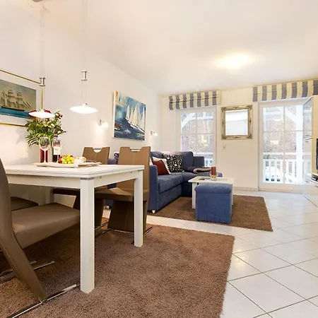 Seeschloss, App 18, Direkt An Der Strandpromenade, Toplage Lejlighed Binz