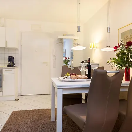 Seeschloss, App 18, Direkt An Der Strandpromenade, Toplage Lejlighed Binz